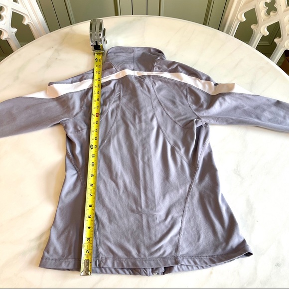 *SOLD* Gapfit Power Jacket Sunny Grey - Picture 10 of 13